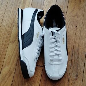 Puma Roma Men's size 11.5 Black on White